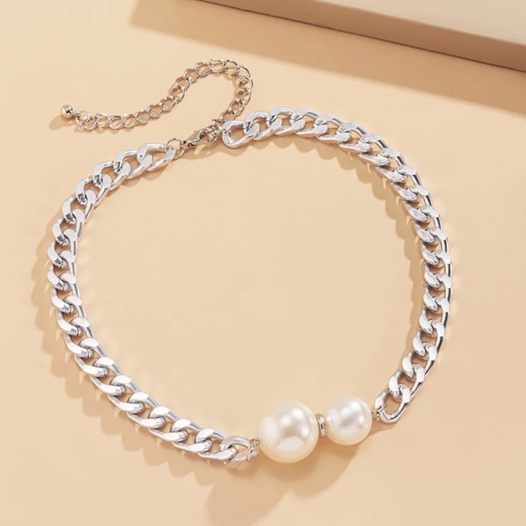 Silver Cuban Link & Pearl Chain Necklace - Picture 4 of 6